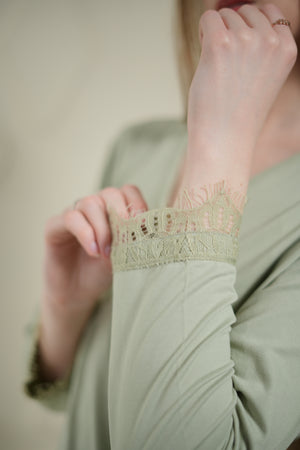 The Royal Lace Story