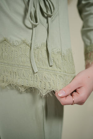 The Royal Lace Story